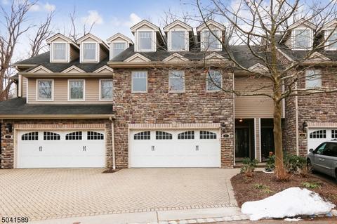47 Eggers Ct, Summit, NJ 07901 photo 2