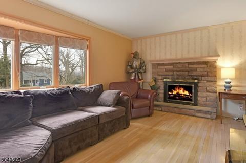30 Knoll Rd, Wayne, NJ 07470 photo 7