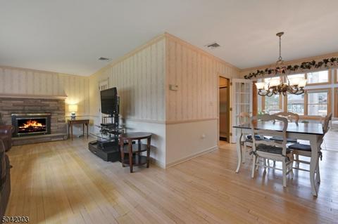 30 Knoll Rd, Wayne, NJ 07470 photo 8