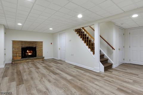 30 Knoll Rd, Wayne, NJ 07470 photo 21
