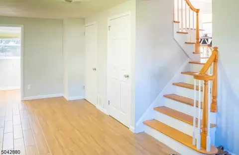 2346 Wickford Rd, Union, NJ 07083 photo 3