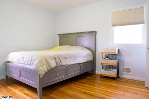 2346 Wickford Rd, Union, NJ 07083 photo 11