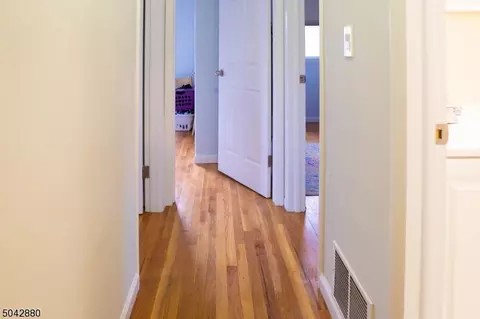 2346 Wickford Rd, Union, NJ 07083 photo 9