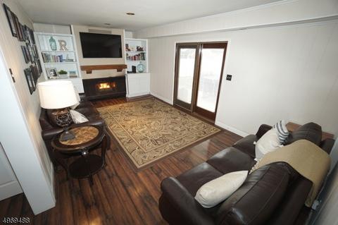 87 Emerson Rd, Clark, NJ 07066 photo 10