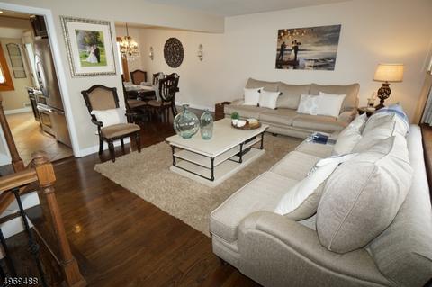 87 Emerson Rd, Clark, NJ 07066 photo 4