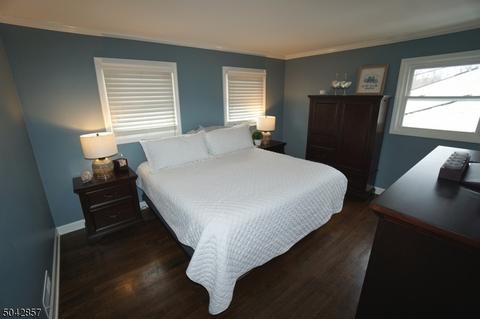 87 Emerson Rd, Clark, NJ 07066 photo 13