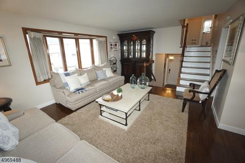 87 Emerson Rd, Clark, NJ 07066 photo 5