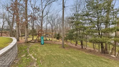 51 Rande Dr, Wayne, NJ 07470 photo 22