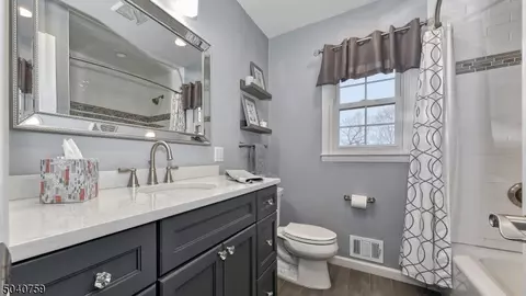 51 Rande Dr, Wayne, NJ 07470 photo 17