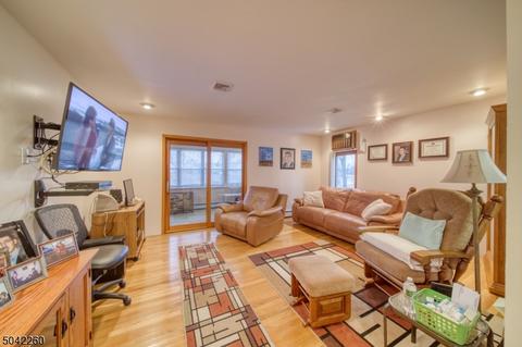 118 Park Ln, Wayne, NJ 07470 photo 13