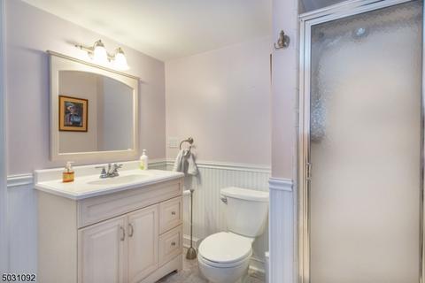 44 Swiss Ter, Wayne, NJ 07470 photo 18