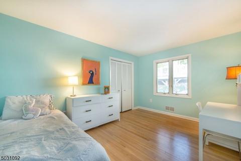 44 Swiss Ter, Wayne, NJ 07470 photo 15