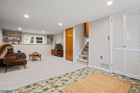 32 Lawrence Rd, Wayne, NJ 07470 photo 16