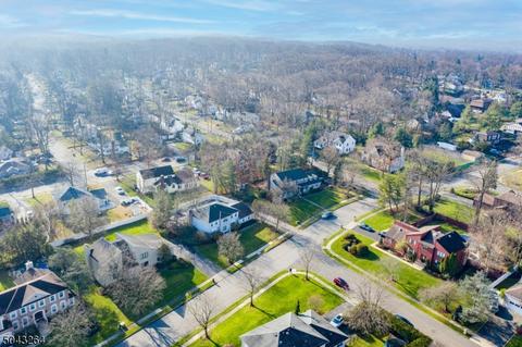 7 Bourbon St, Wayne, NJ 07470 photo 25