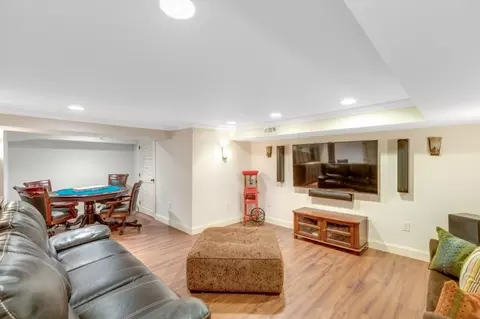 1 Sutherland Rd, Montclair, NJ 07042 photo 9