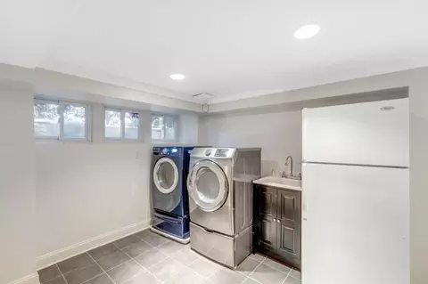 1 Sutherland Rd, Montclair, NJ 07042 photo 12