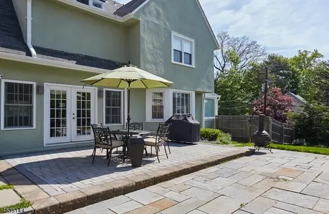 1 Sutherland Rd, Montclair, NJ 07042 photo 16