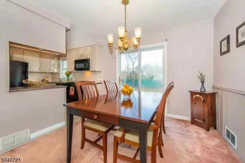 232 Valley Rd, Wayne, NJ 07470 photo 6