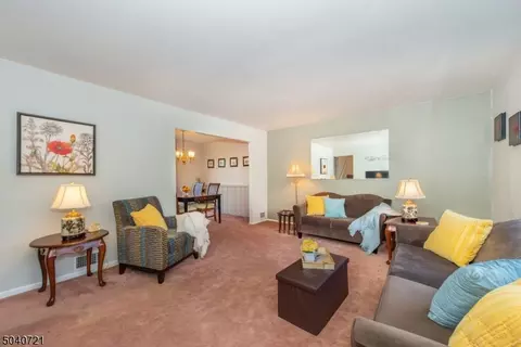 232 Valley Rd, Wayne, NJ 07470 photo 2