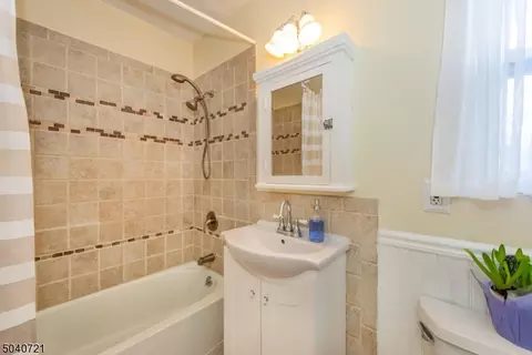 232 Valley Rd, Wayne, NJ 07470 photo 13