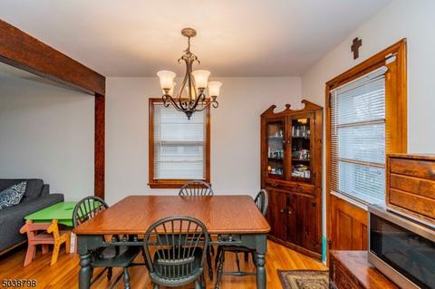 33 Berkeley Ter, Plainfield, NJ 07062 photo 4