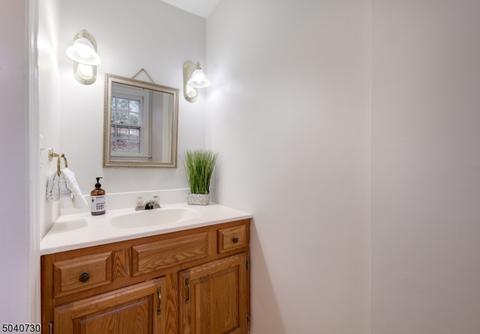 85 Winchip Rd, Summit, NJ 07901 photo 11