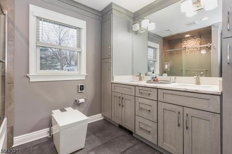 38 Clifford Dr, Wayne, NJ 07470 photo 16