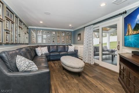 38 Clifford Dr, Wayne, NJ 07470 photo 17