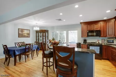 263 Crescent Rd, Wanaque, NJ 07465 photo 7