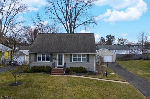 322 1st St, Middlesex, NJ 08846 photo 2