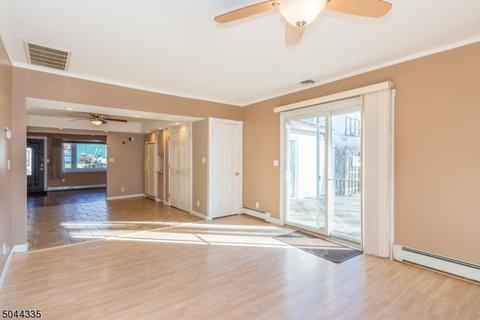 8 Ferndale Rd, Wayne, NJ 07470 photo 9