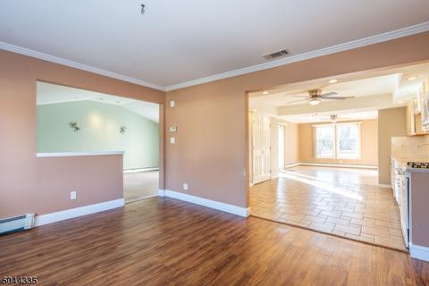 8 Ferndale Rd, Wayne, NJ 07470 photo 4