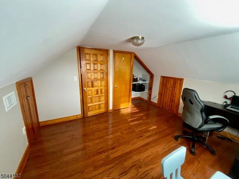 105 Walnut St, Nutley, NJ 07110 photo 22