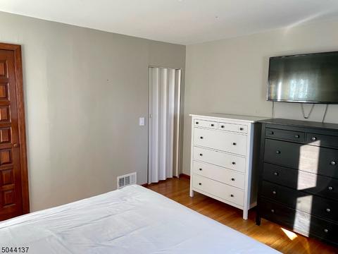 105 Walnut St, Nutley, NJ 07110 photo 16
