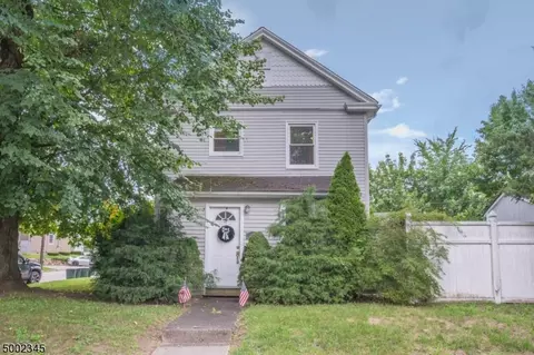 136 Monroe St, Haskell, NJ 07420 photo 2
