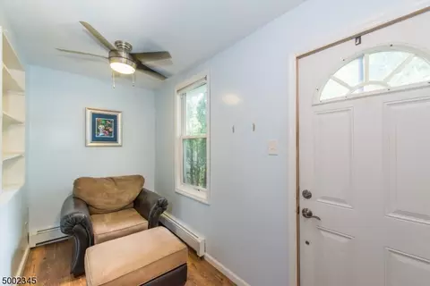 136 Monroe St, Haskell, NJ 07420 photo 4