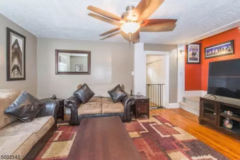 136 Monroe St, Haskell, NJ 07420 photo 5