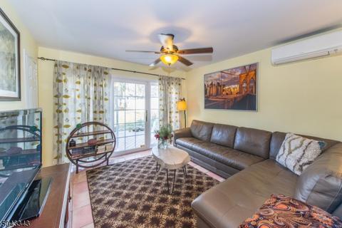 483 Forest Ave, Paramus, NJ 07652 photo 7