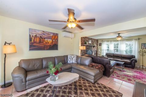 483 Forest Ave, Paramus, NJ 07652 photo 8