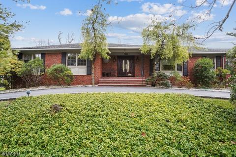 58 Tree Top Dr, Springfield, NJ 07081 photo 1