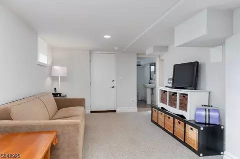 14 Fairview Ave, Summit, NJ 07901 photo 22
