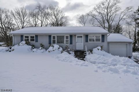 105 Longport Rd, Wayne, NJ 07470 photo 2