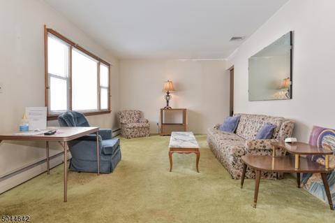 105 Longport Rd, Wayne, NJ 07470 photo 4