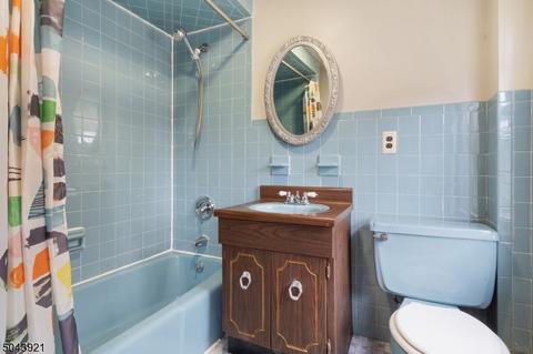 28 Edgemont Cres, Wayne, NJ 07470 photo 18