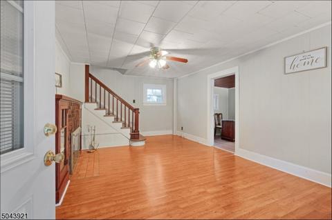 28 Edgemont Cres, Wayne, NJ 07470 photo 4