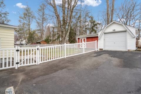 28 Edgemont Cres, Wayne, NJ 07470 photo 20