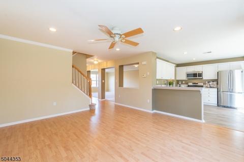 7 Micheline Ct, Wayne, NJ 07470 photo 11