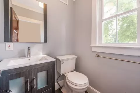 30 Brookfield Rd, Montclair, NJ 07043 photo 10