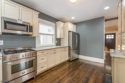 30 Brookfield Rd, Montclair, NJ 07043 photo 9