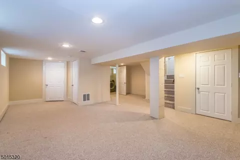 30 Brookfield Rd, Montclair, NJ 07043 photo 20